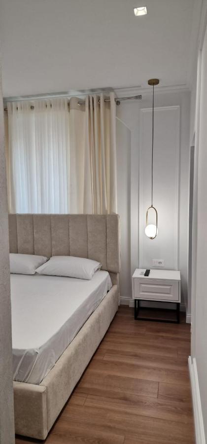 Heart Of Tirana Apartment Ngoại thất bức ảnh