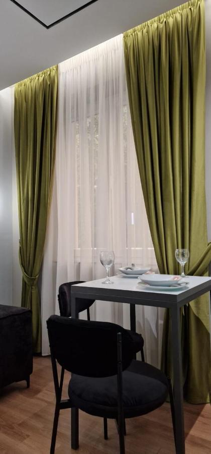 Heart Of Tirana Apartment Ngoại thất bức ảnh
